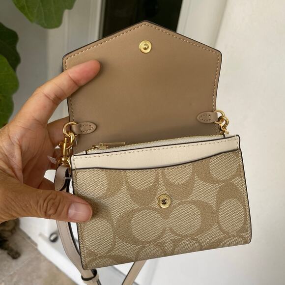 Last 1‼️Coach Mini Envelope Wallet With Strap CU172 Authentic - Picture 7 of 11